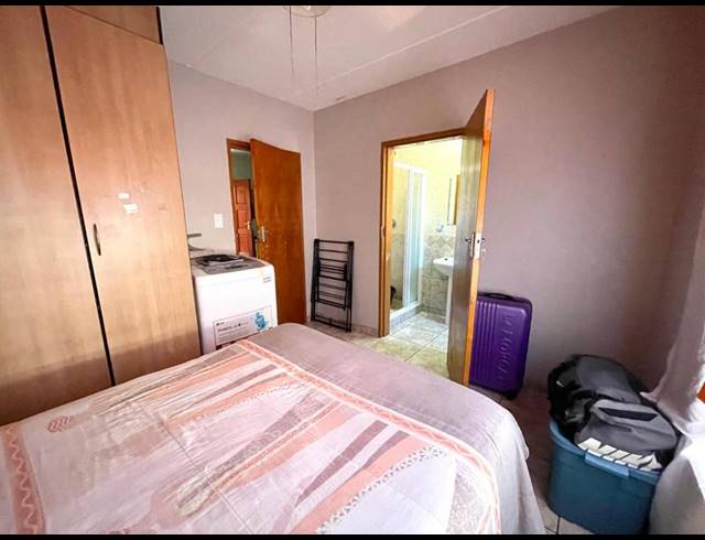 1 BEDROOM APARTMENT FOR SALE IN KANNONIERS PARK